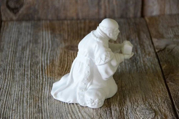 Avon 1980s Nativity Porcelain Figurine White Magi Melchior