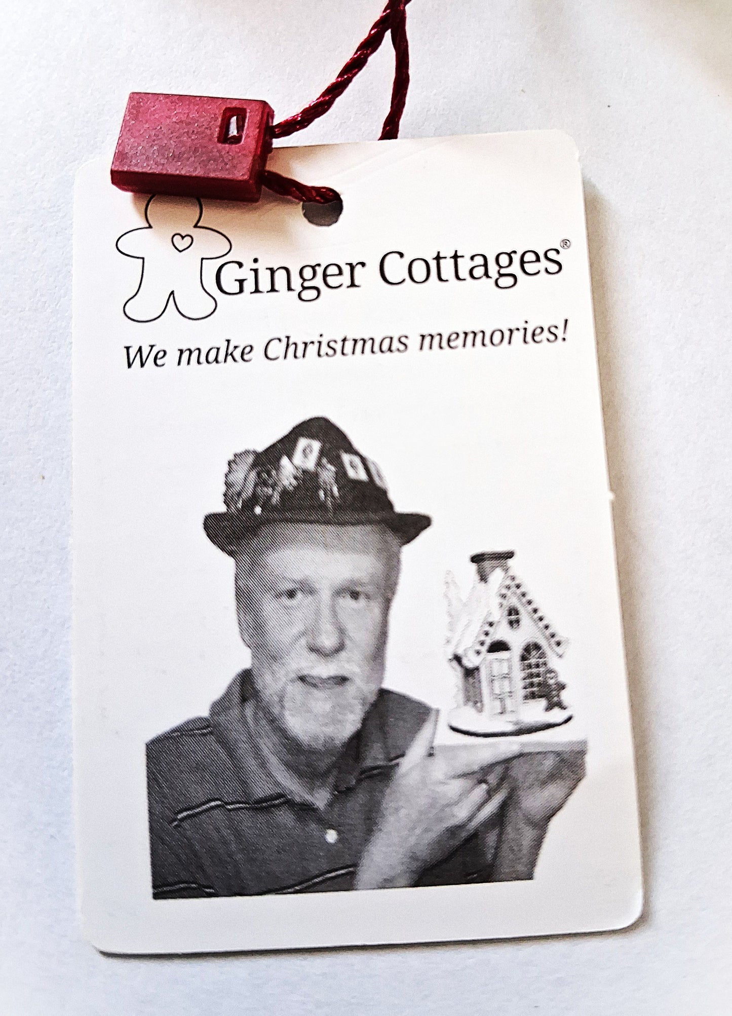 Coca Cola Travel Refreshed - Vintage-themed Wooden Tree Ornament - Ginger Cottages collection