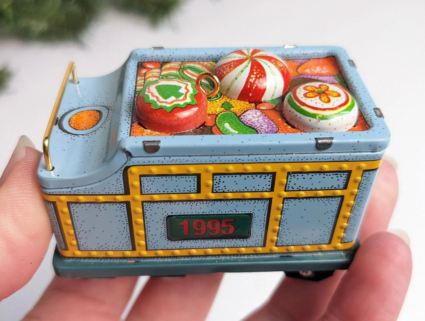 Vintage Yuletide Central Christmas Ornament 1995