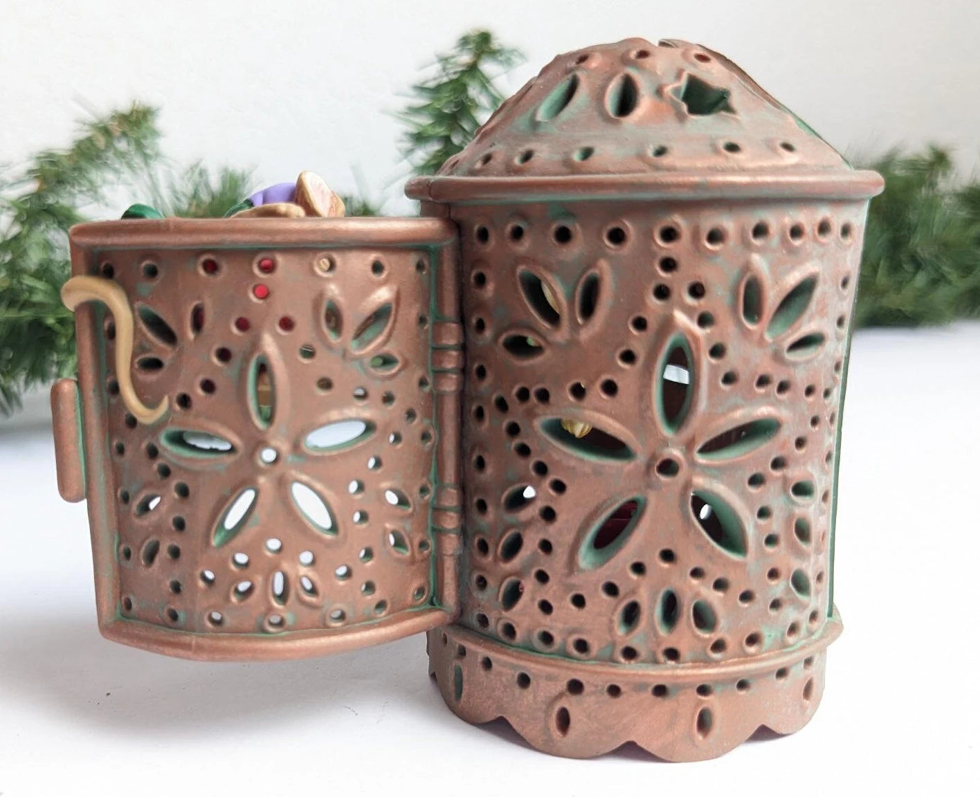 Vintage Warm Welcome Christmas Ornament