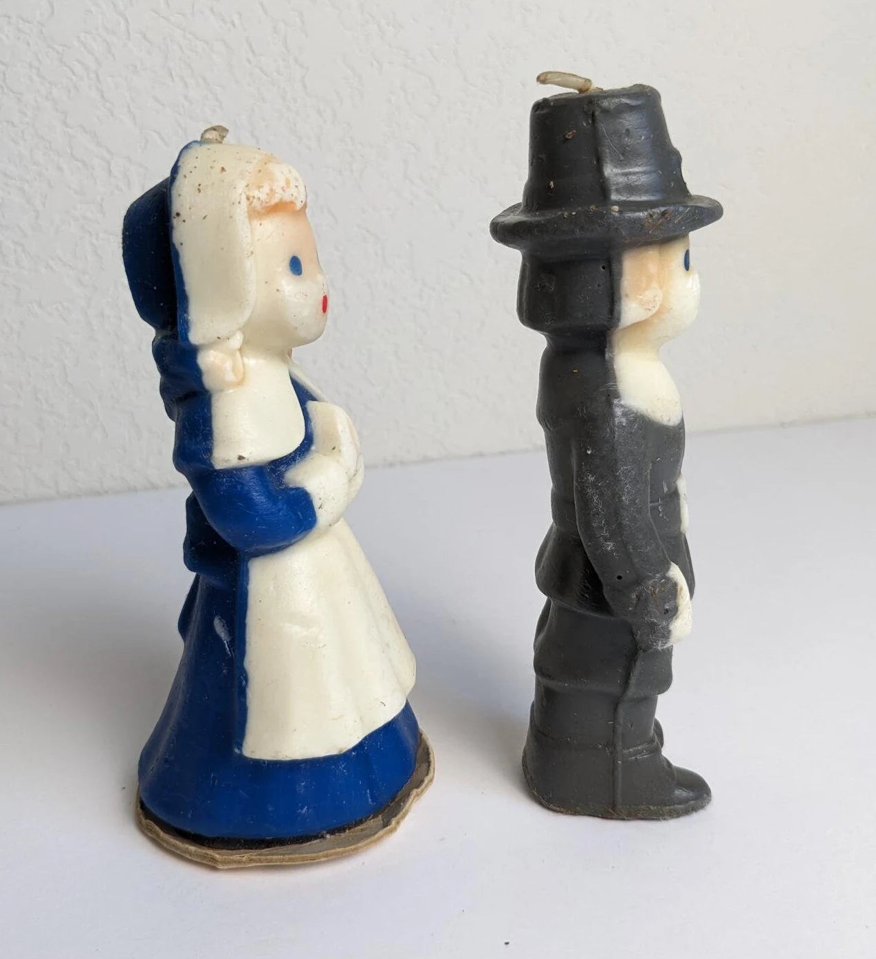 Set of 2 Thanksgiving Pilgrim Figure Candles