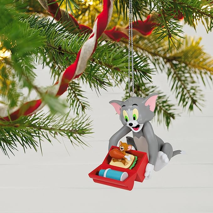 Tom and Jerry What's For Lunch - Hallmark Keepsake Christmas Tre Ornament 2023