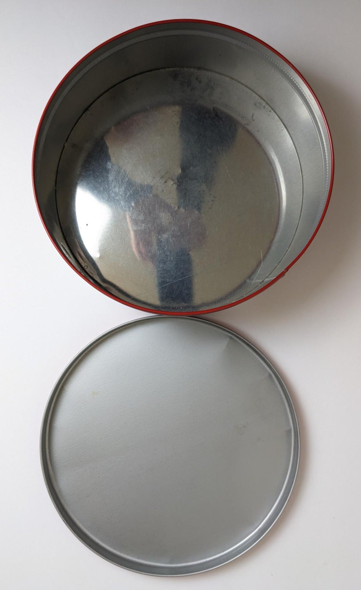 Vintage 1960's Christmas Tin