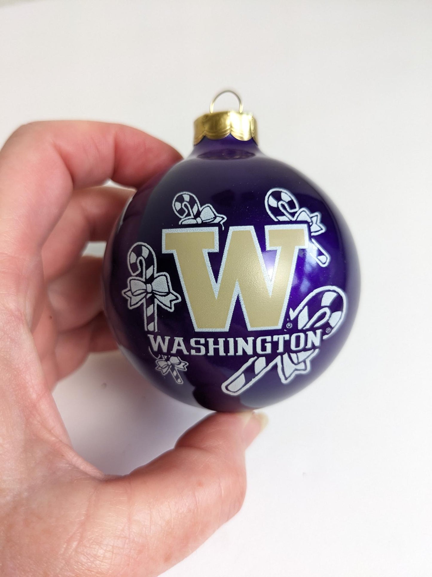 Washington Huskies Christmas Ornament
