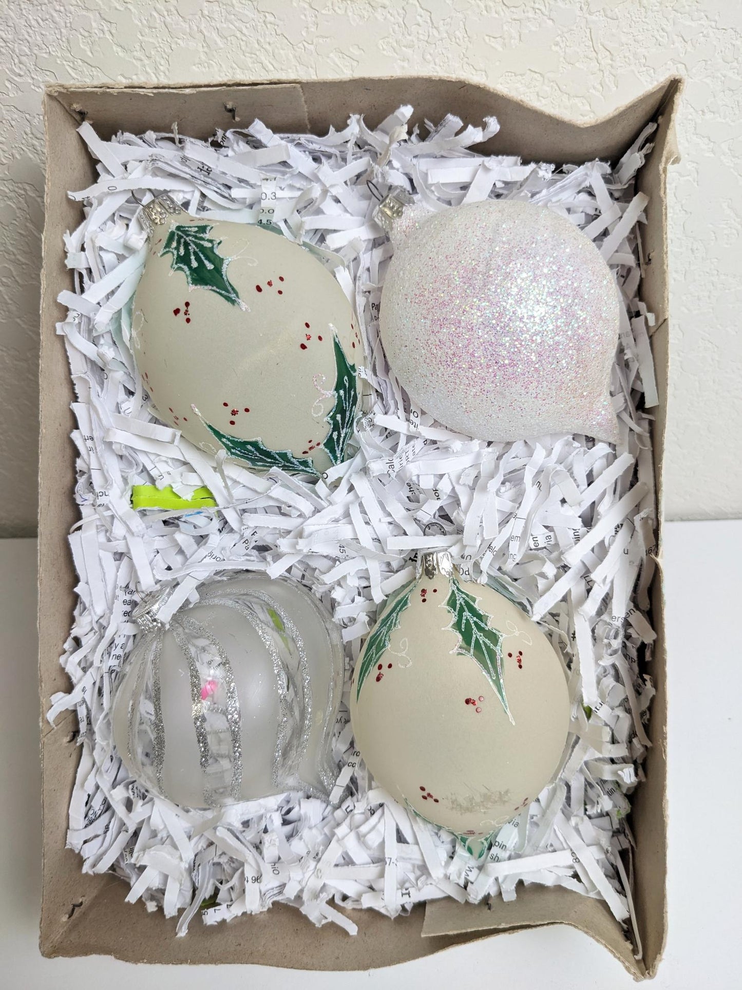 Teardrop Vintage Christmas Ornament Set