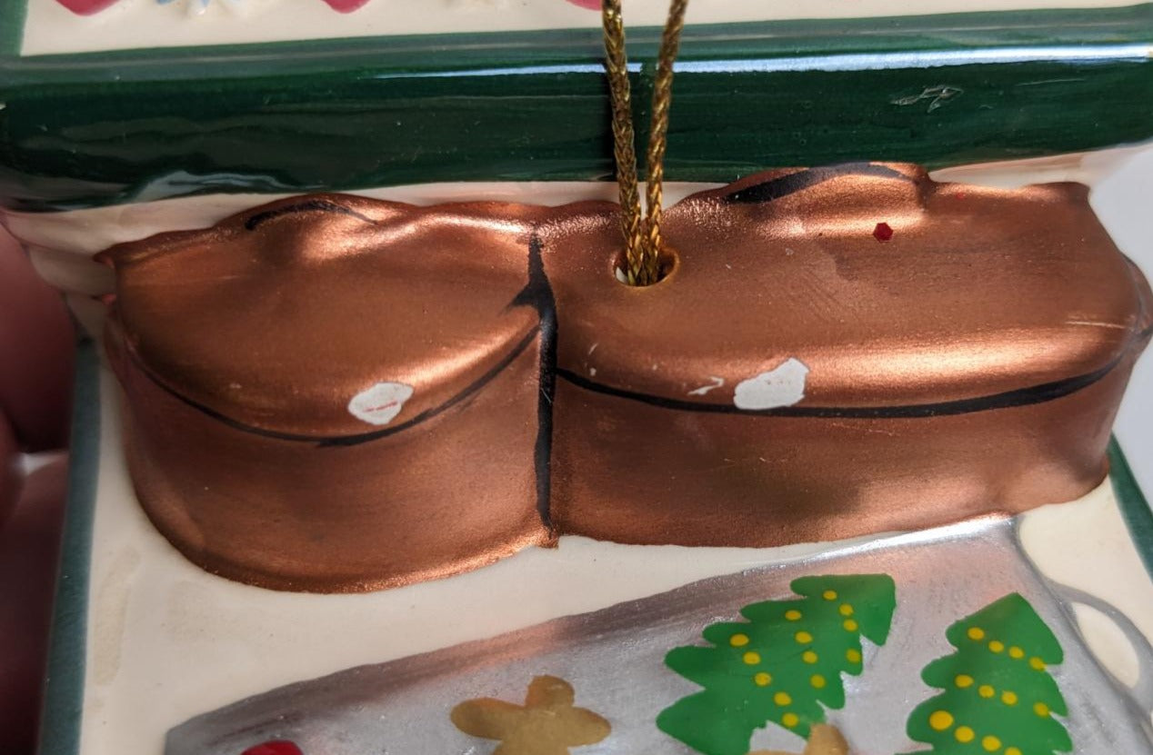 Mr. Christmas Hinged Vintage Stove Animated Music Ornament