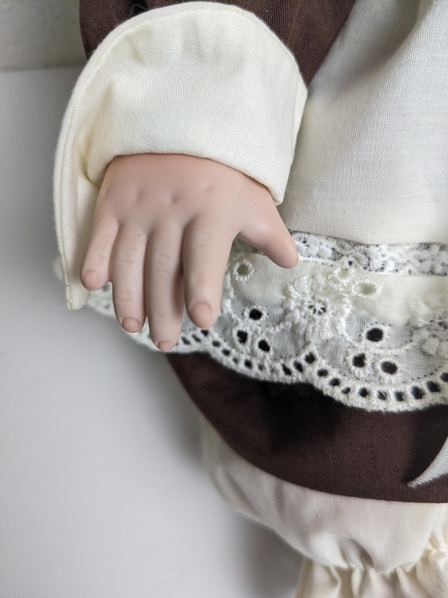 Thanksgiving Pilgrim Girl Jan Garnett Vintage 1994 Porcelain Doll