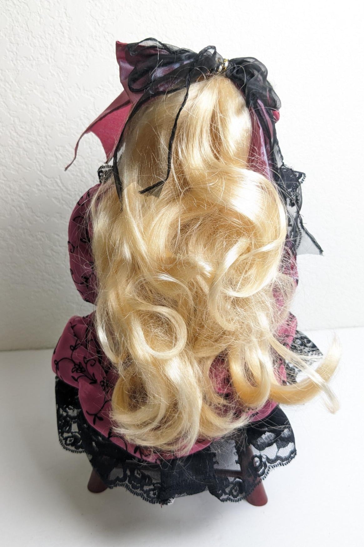 Geppeddo Felicia 'Modern Porcelain' Vintage Doll 13" tall