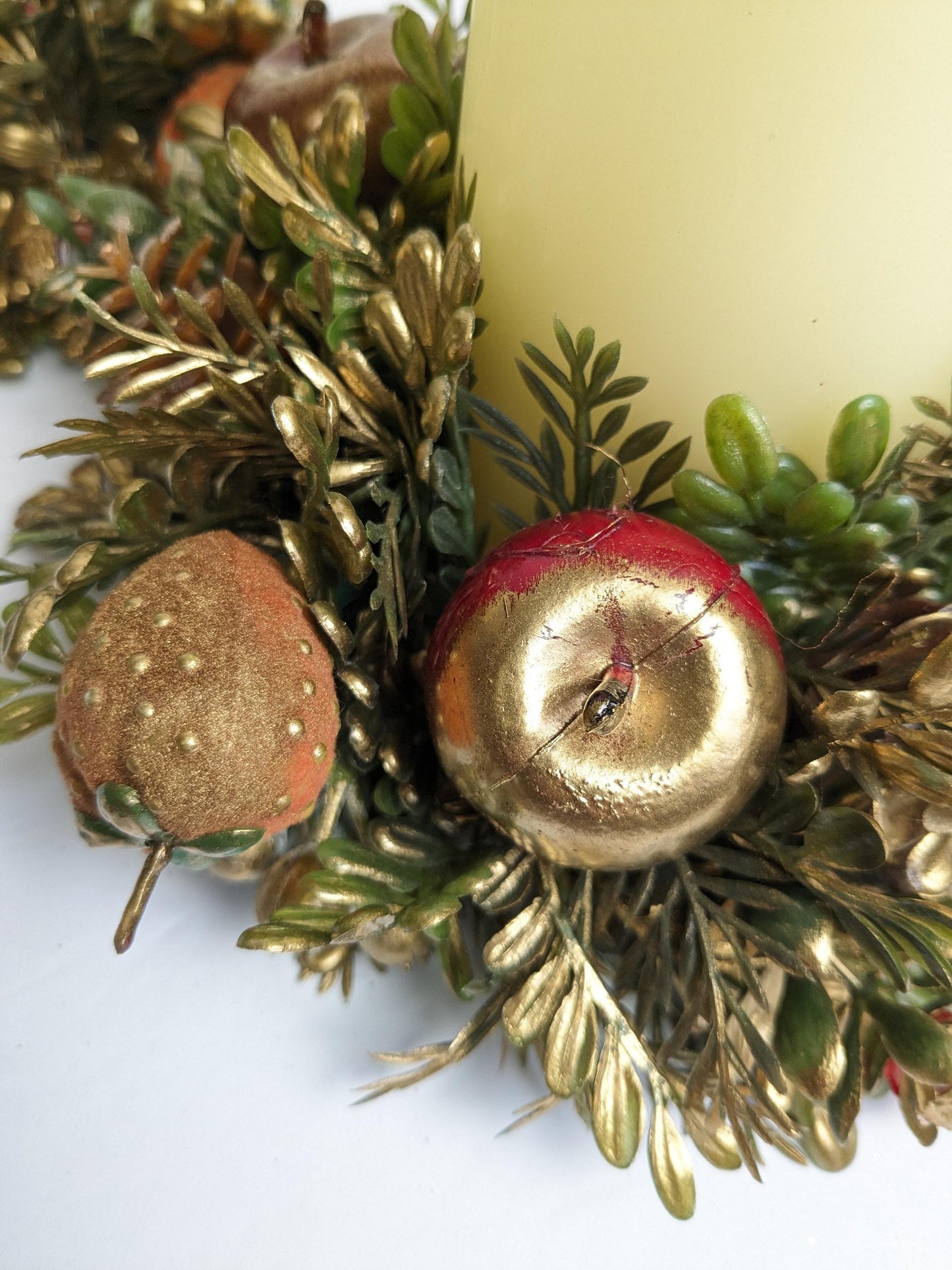 Vintage Gold Christmas Candle Ring Wreaths, Made in Hong Kong