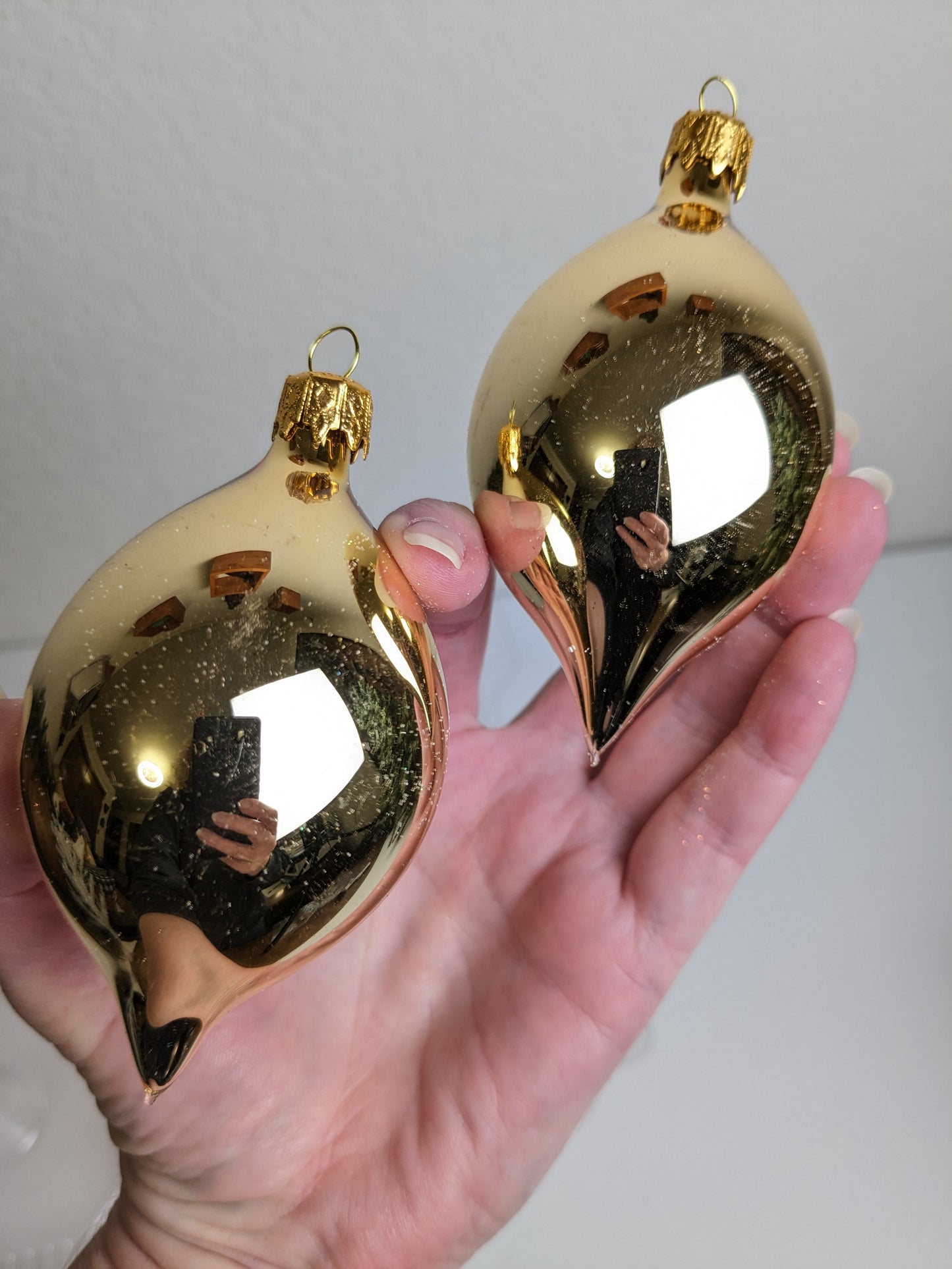Vintage Gold Teardrop Christmas Ornaments