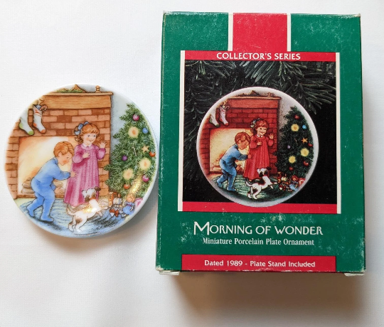 Hallmark 1989 Morning of Wonder Plate Ornament