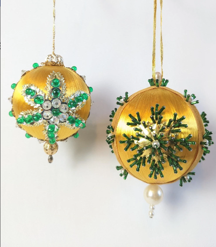 Gold Snowflake Beaded Pushpin Christmas Ornaments