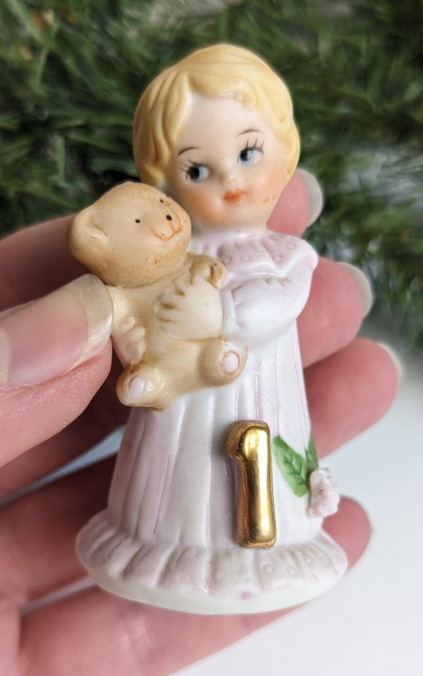 Vintage 1981 Enesco Growing Up Age 1 Birthday Girls Figurine