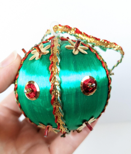 Green Beaded Pushpin Christmas Ornament