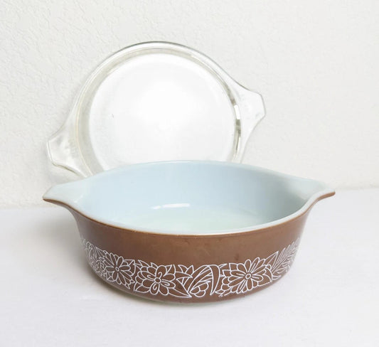 Woodland Brown Pyrex Casserole Dish
