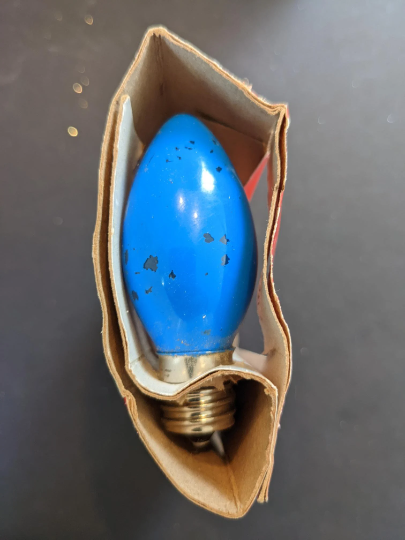 Vintage Holiday Light Bulbs C-9 1/4