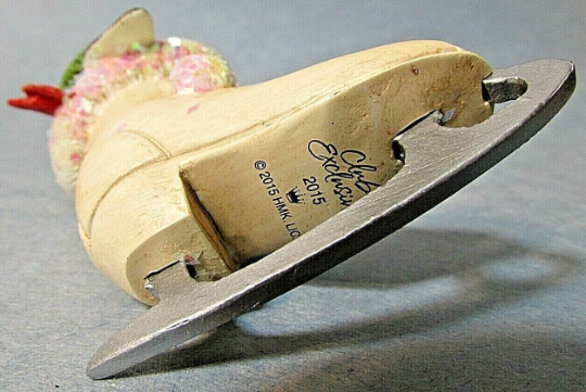 Cozy On Ice - Hallmark Keepsake Ornament 2015