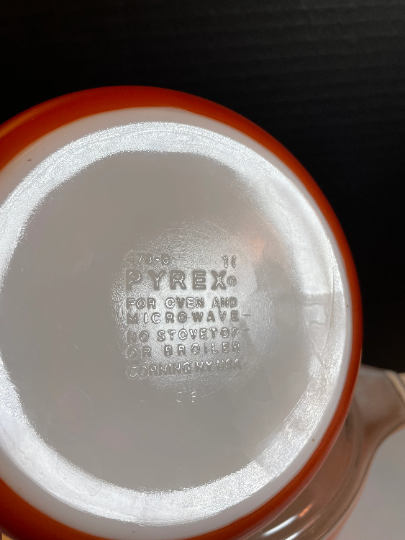 Pyrex Cinderella Autumn Harvest Wheat Nesting Bowls Set of 2 Pyrex Casserole Dishes 474 B and 473 D Lid 474 C