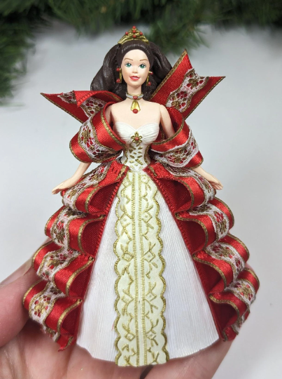 Hallmark 1997 Barbie Christmas Ornament
