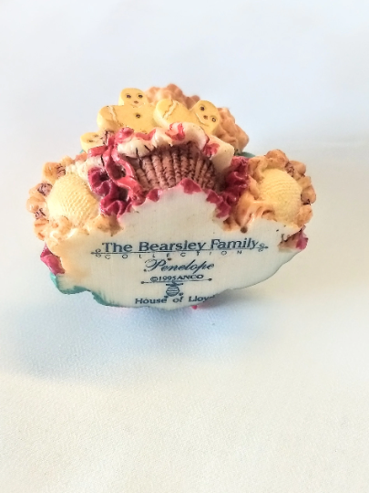 Vintage Penelope Bearsley 1995 House of Lloyd Figurine