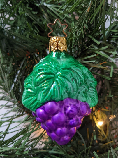 Bunch of Grapes Retired Old World Christmas Inge Glas Ornament