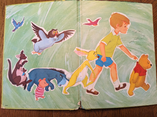 Vintage Walt Disney's A Tight Squeeze Winnie the Pooh Hardcover Storybook