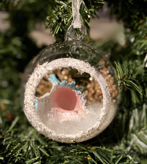 Ocean Snow Globe Christmas Ornament – Coastal Beach Glass Holiday Decor