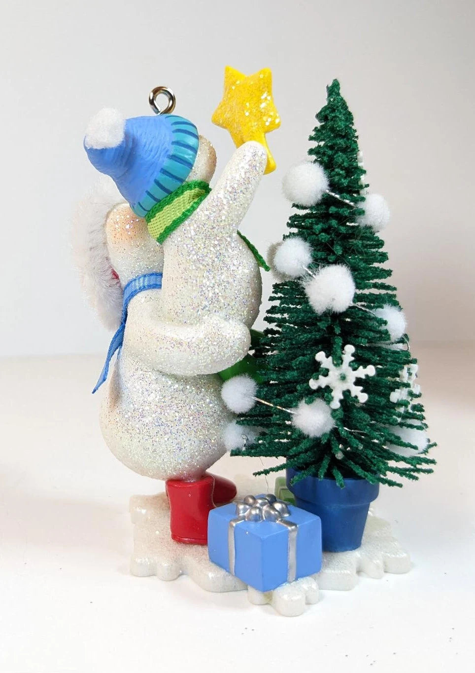Making Memories Hallmark Snowman Ornament