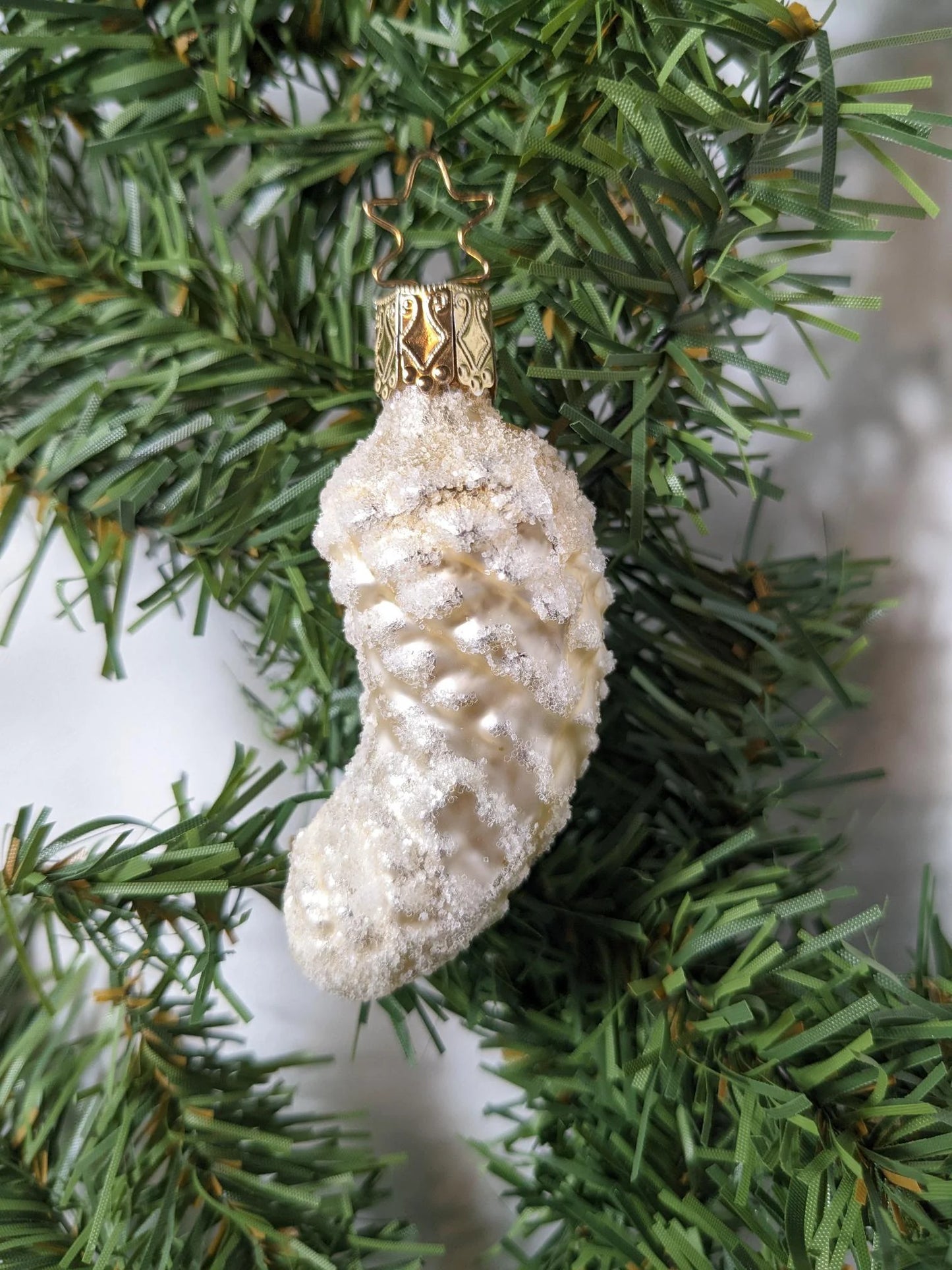 White Pinecone Retired Old World Christmas Inge Glas Ornament