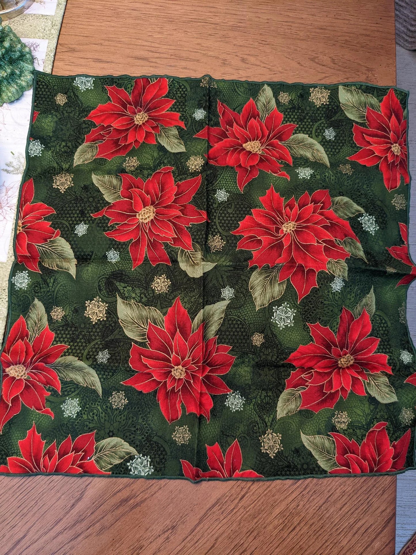 Vintage Christmas Poinsettia Cloth Napkins