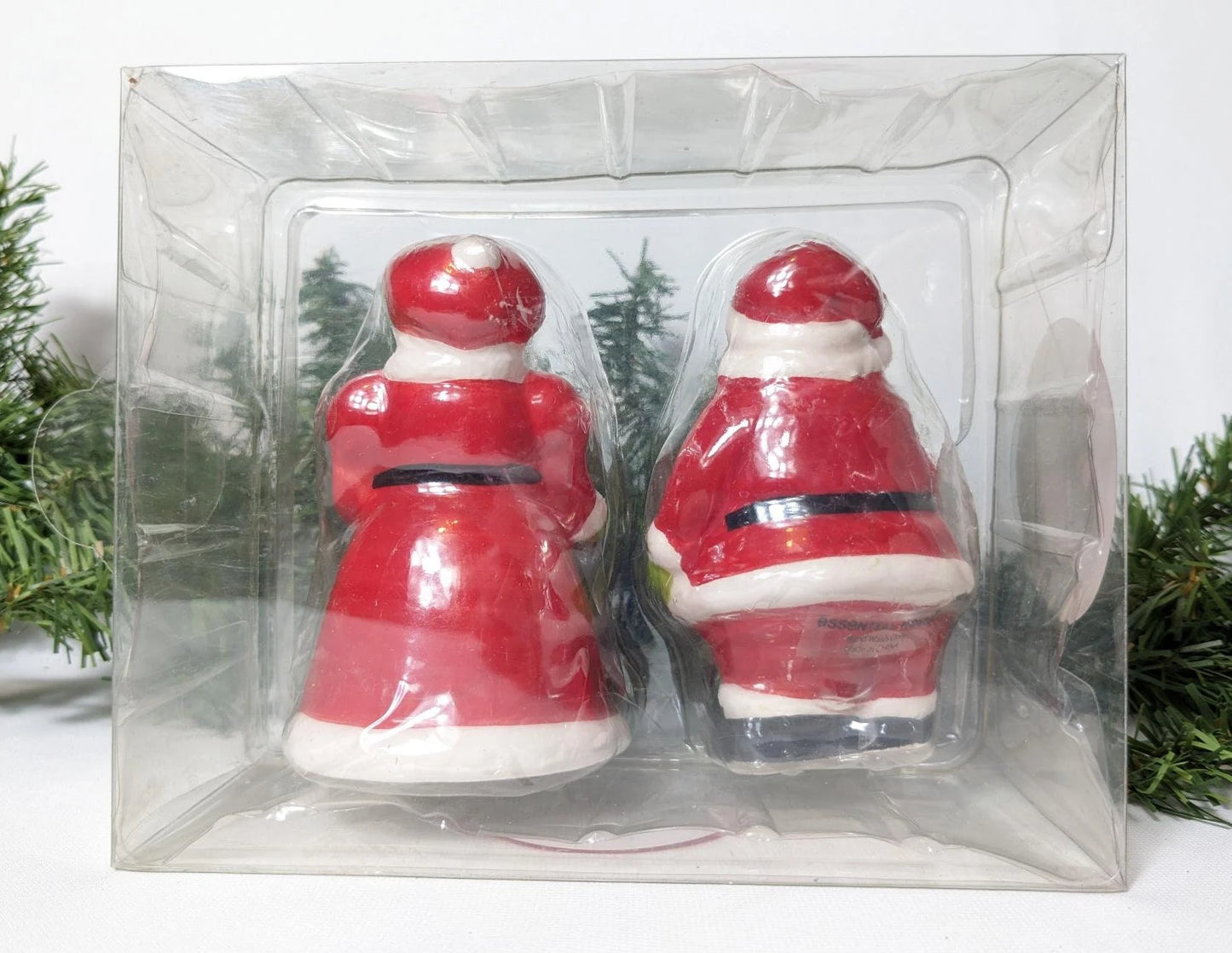 Santa and Mrs. Claus Salt and Pepper Shakers
