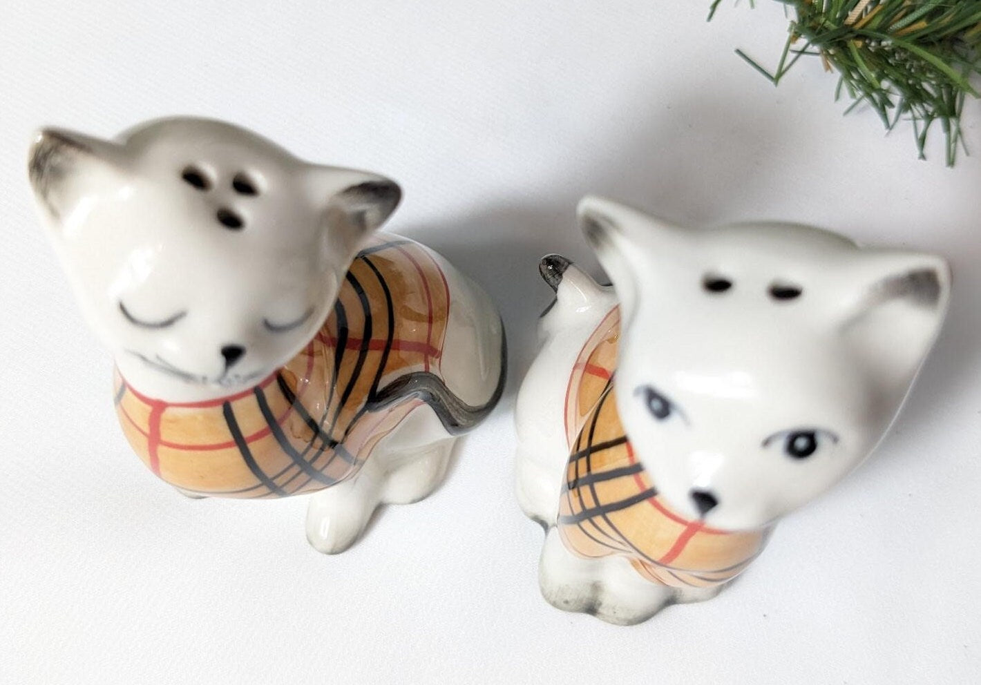 Vintage Cat Salt & Pepper Shakers