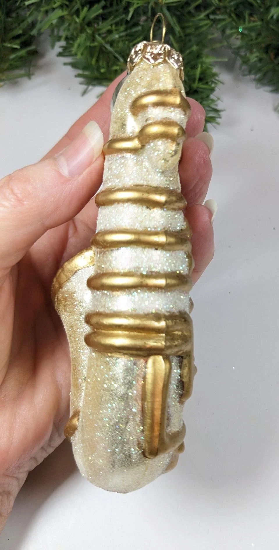 Gold Saxaphone and Music Note Ornament