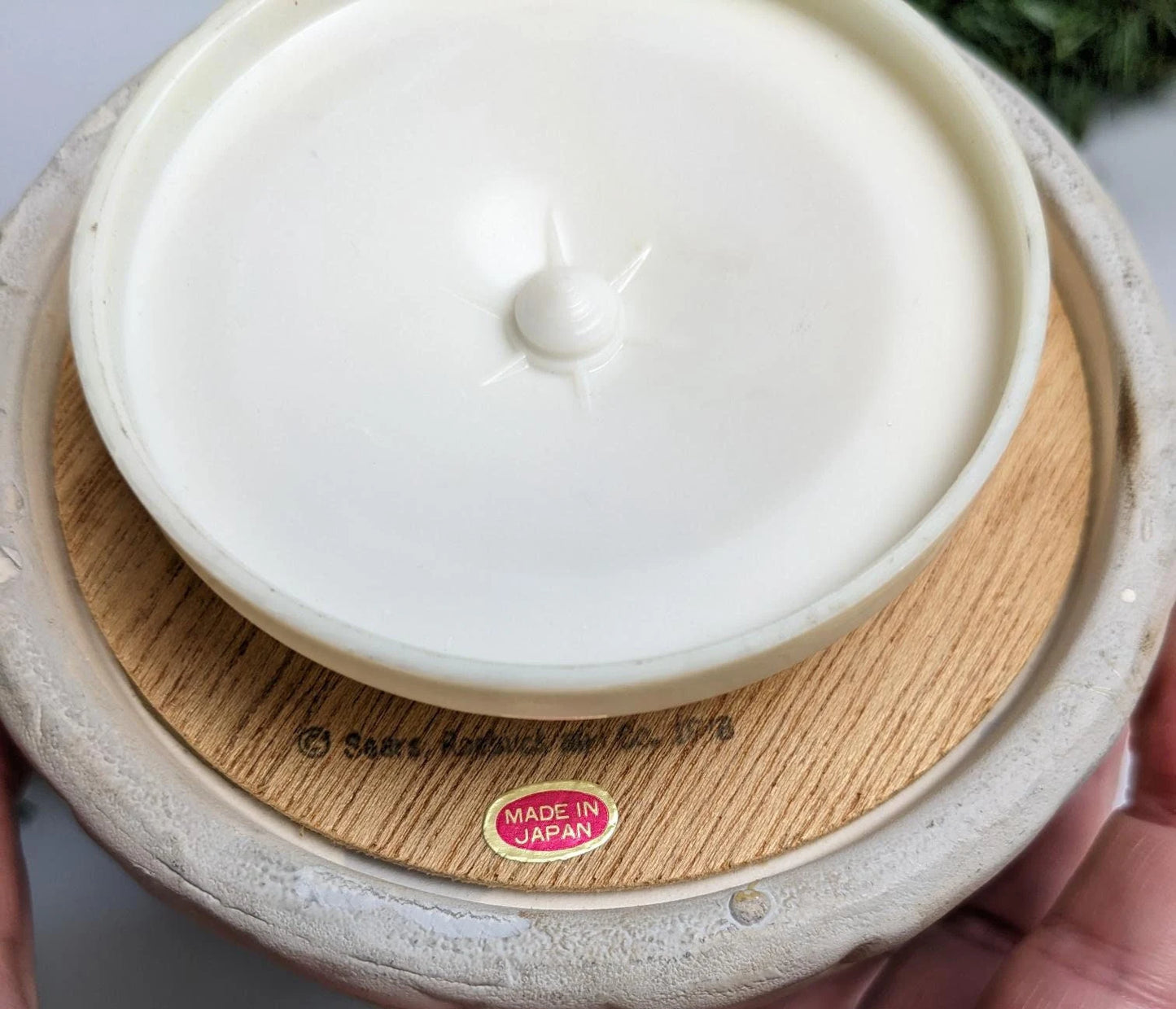 Vintage 1978 Sears Roebuck Singing Boy and Girl Music Box