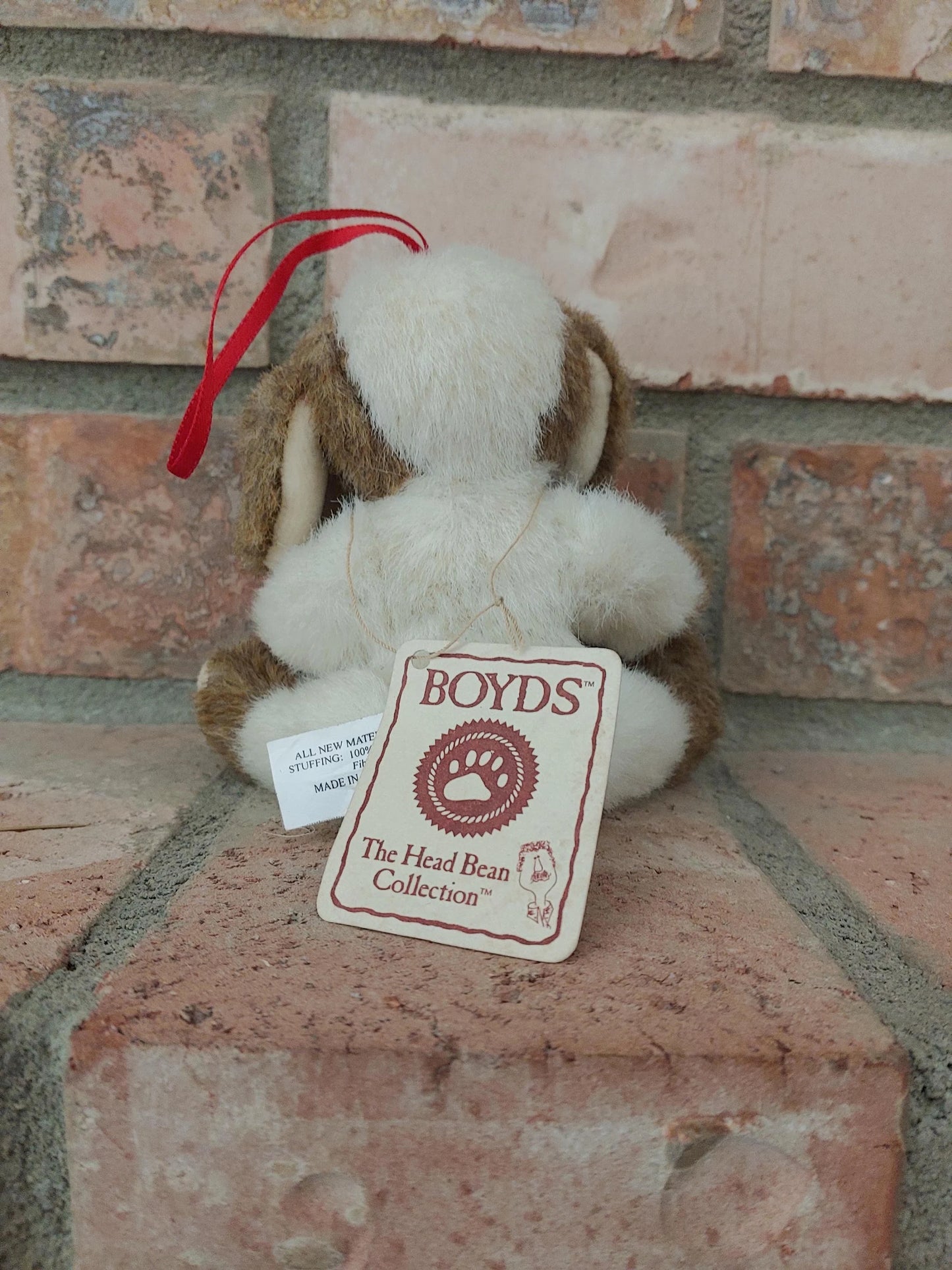 Vintage Boyd's Head Bean Collection Dog with Christmas Stocking #1364