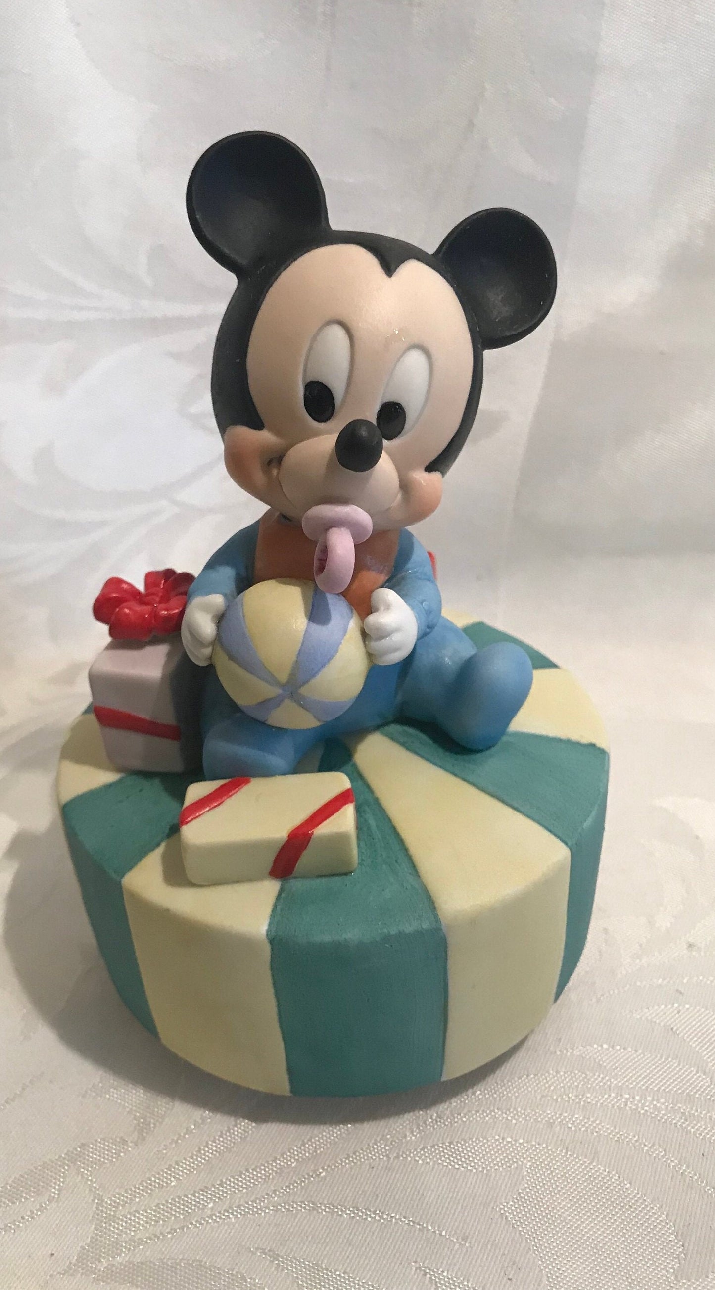 Disney Babies Mickey Mouse Windup Music Box