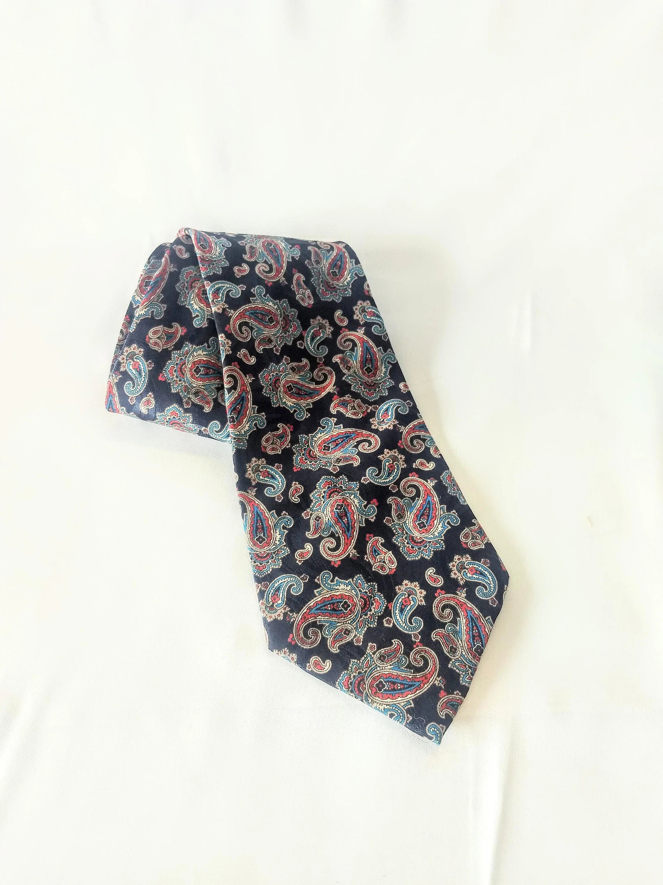 Vintage Men's Paisley Tie – Petal Pushers Nursery