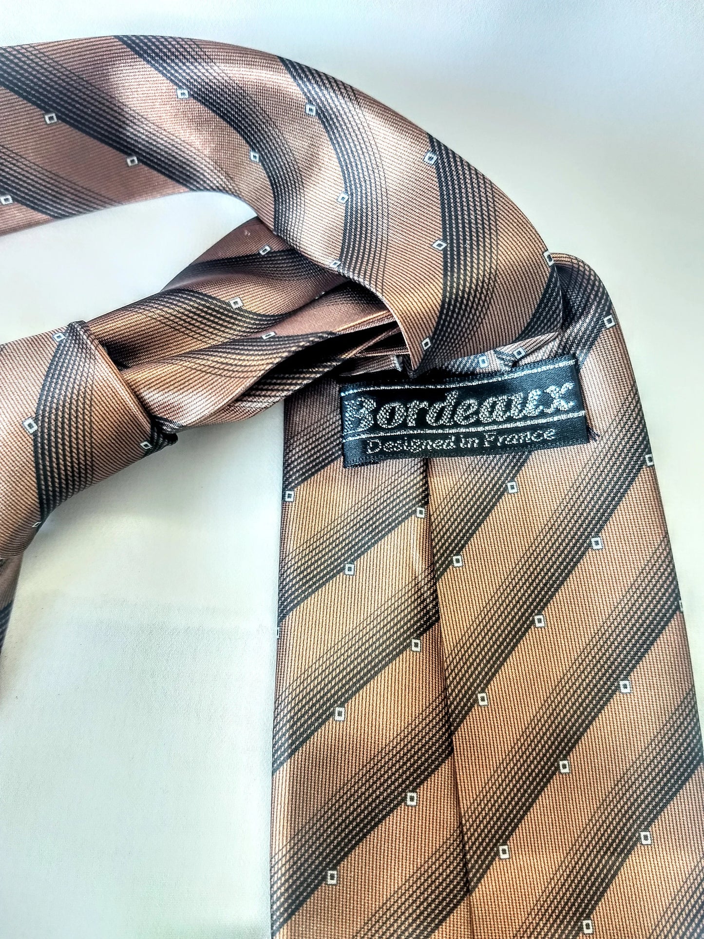 Bordeaux Men's Striped Necktie