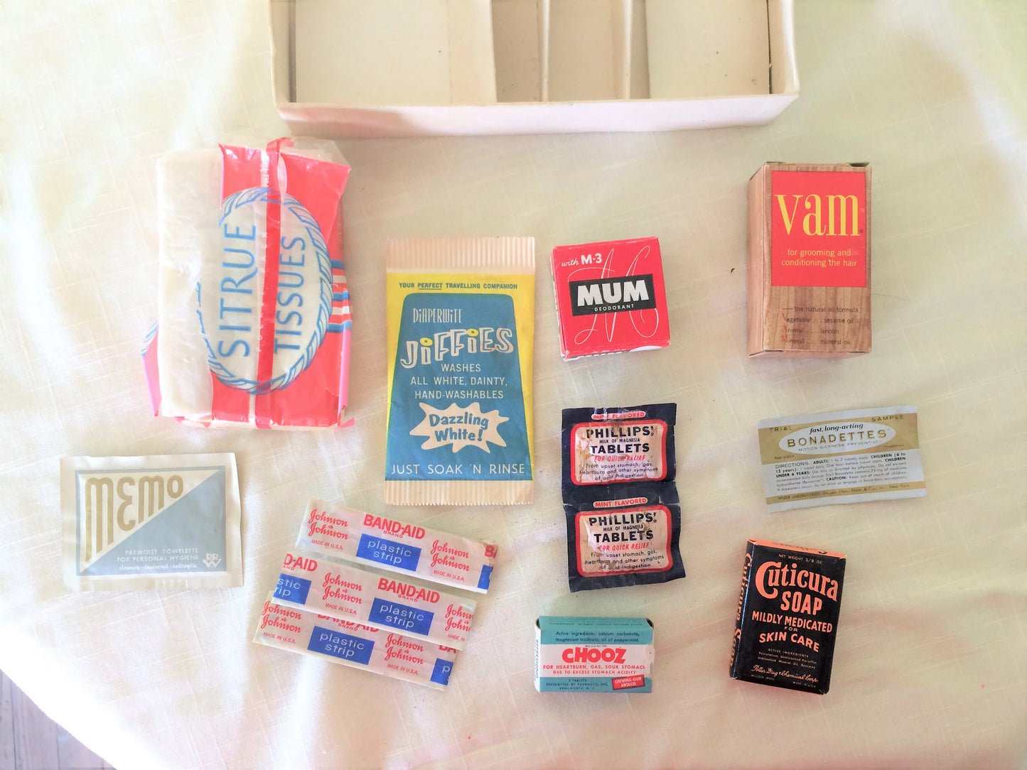 Vintage Rainbow His & Hers Travel Kit