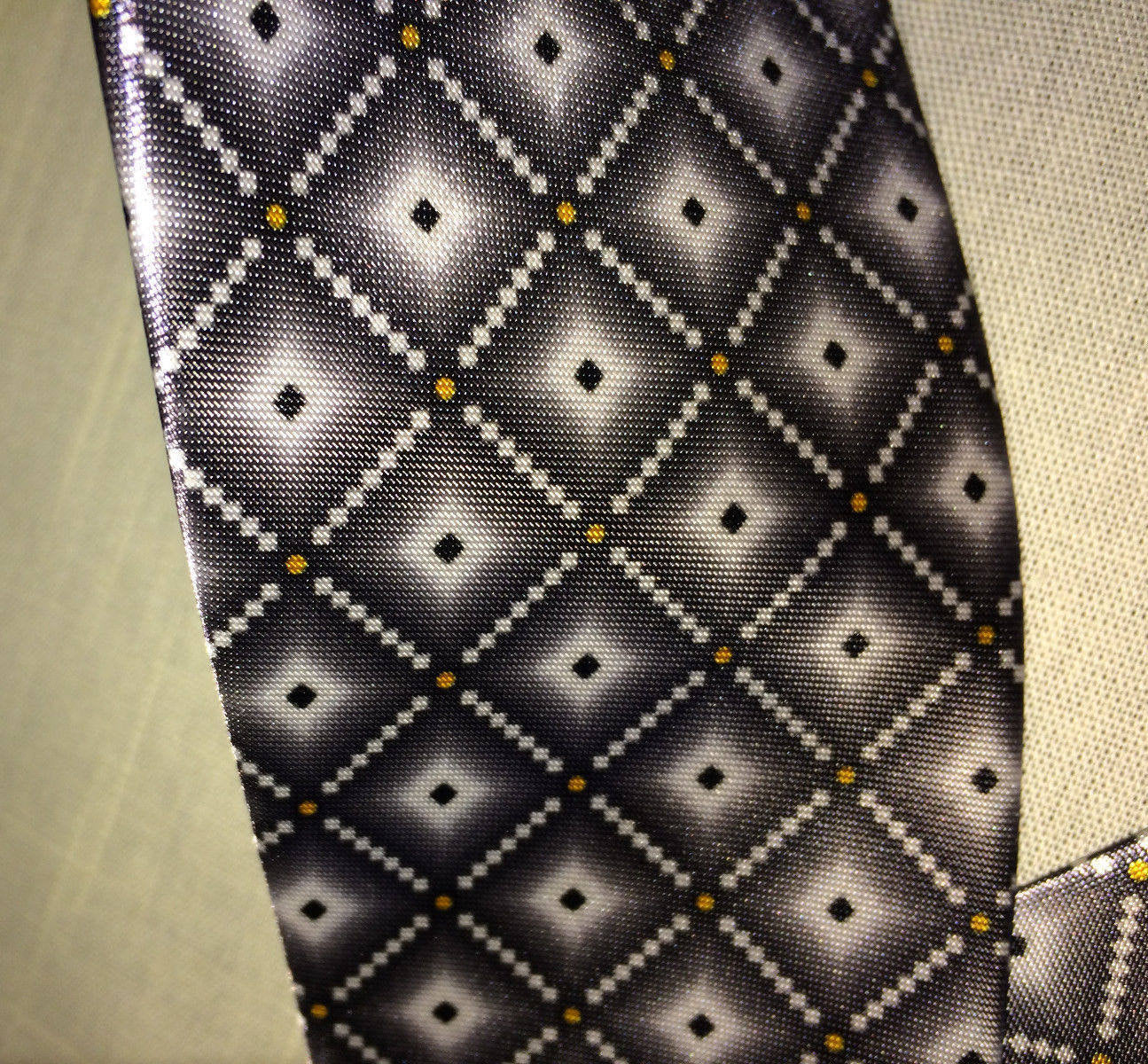 Silk Vintage Necktie for Men from Bordeaux in France