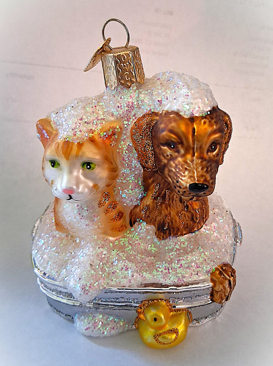 Bath Buddies Puppy and Kitten in Bubble Bath Dog Cat Themed Tree Ornament by Old World Christmas - RETIRED