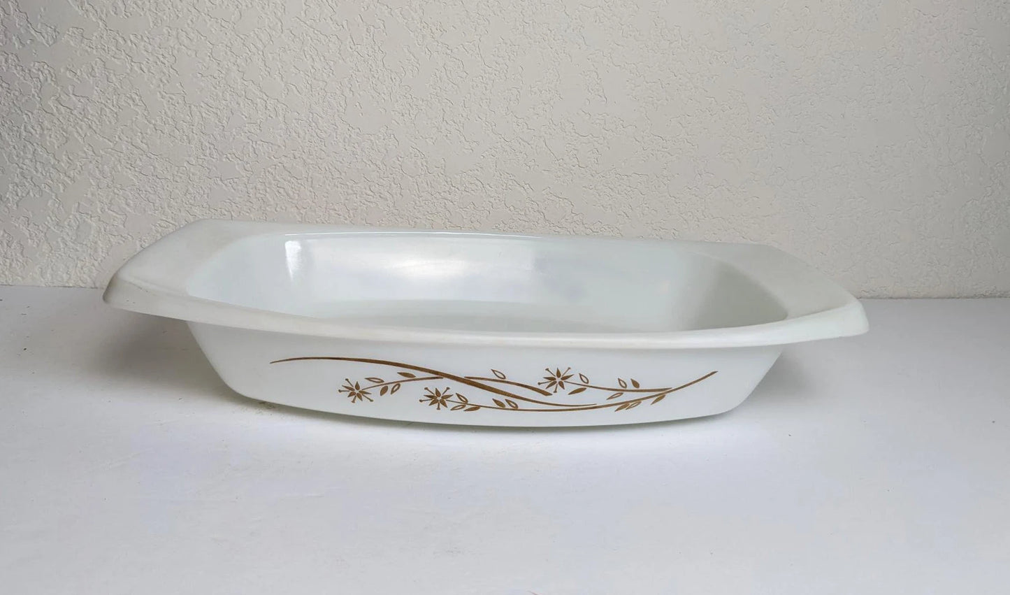 Vintage Golden Honeysuckle Pyrex Baking Dish