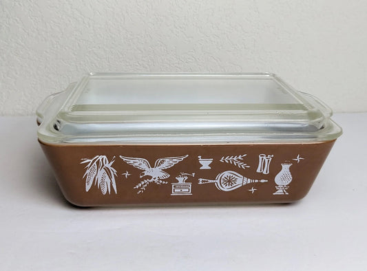 Vintage Early Americana Pyrex Casserole Dish