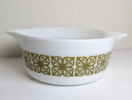 Vintage Pyrex Green Flower Casserole Nesting Bowl