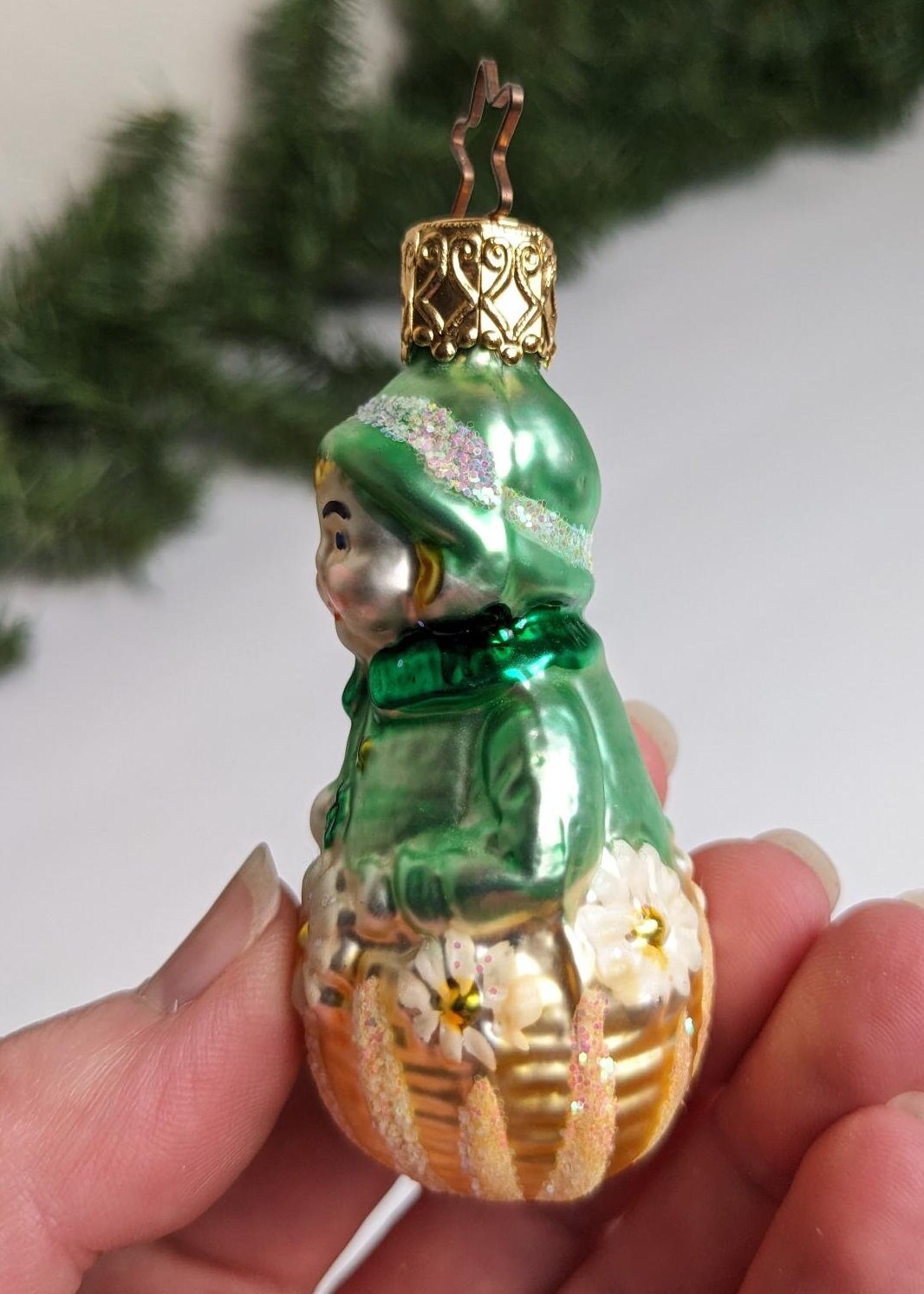 Inge Glas Girl in Daisy Basket Old World Christmas Ornament