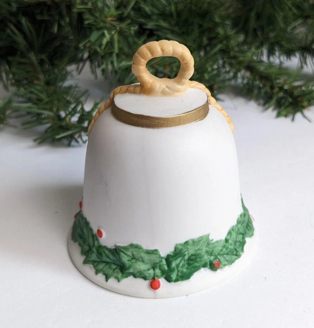 Vintage 1978 Cardinal Christmas Bell Ornament