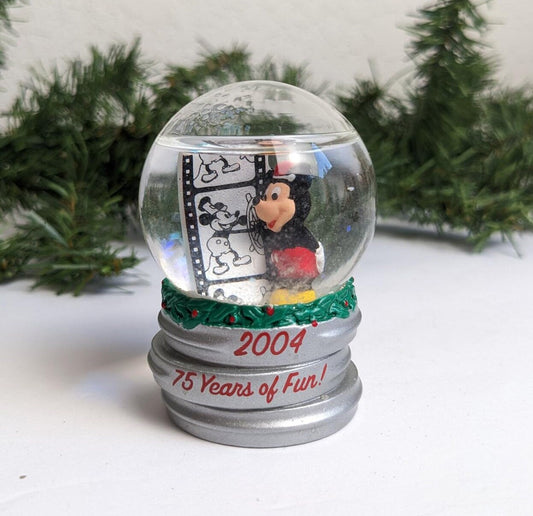 Mickey Mouse 2004 Mini Snow Globe