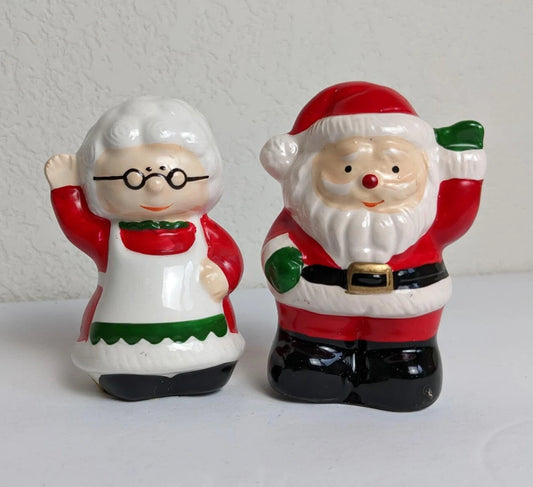 Santa & Mrs. Claus Salt & Pepper Shakers