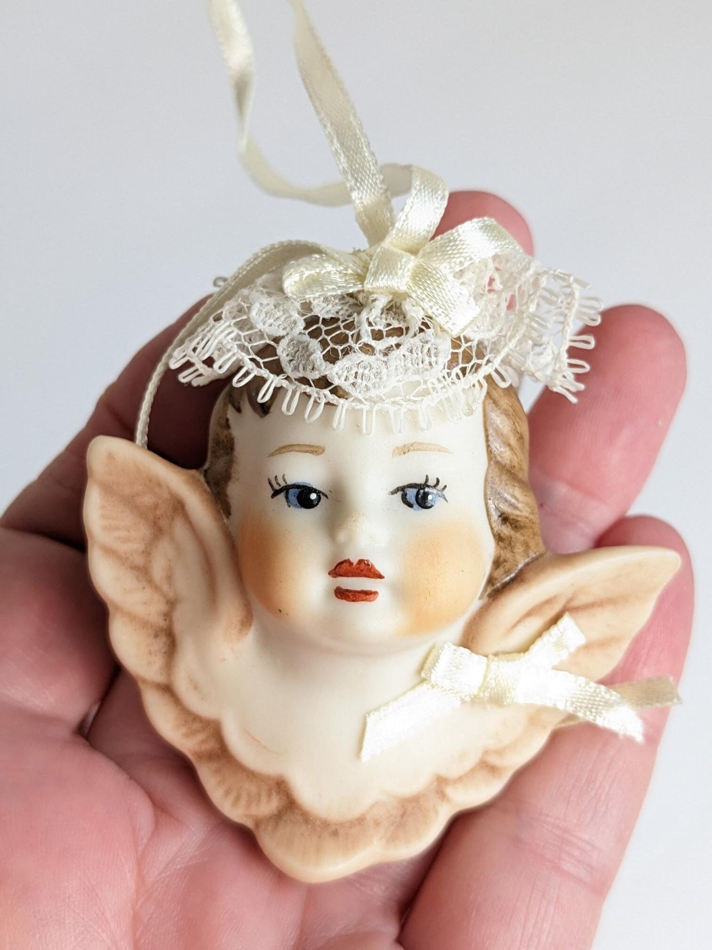 Vintage Angel Head Cherub Christmas Ornament