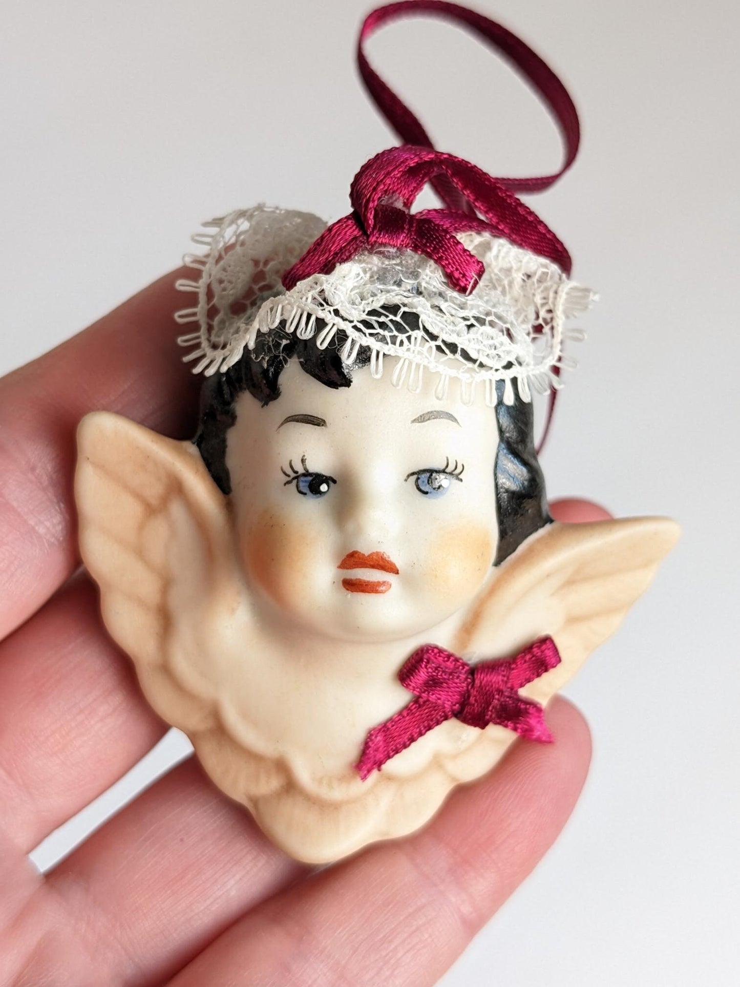 Vintage Angel Head Cherub Christmas Ornament